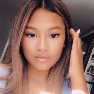 Meet your Posher, Michaela